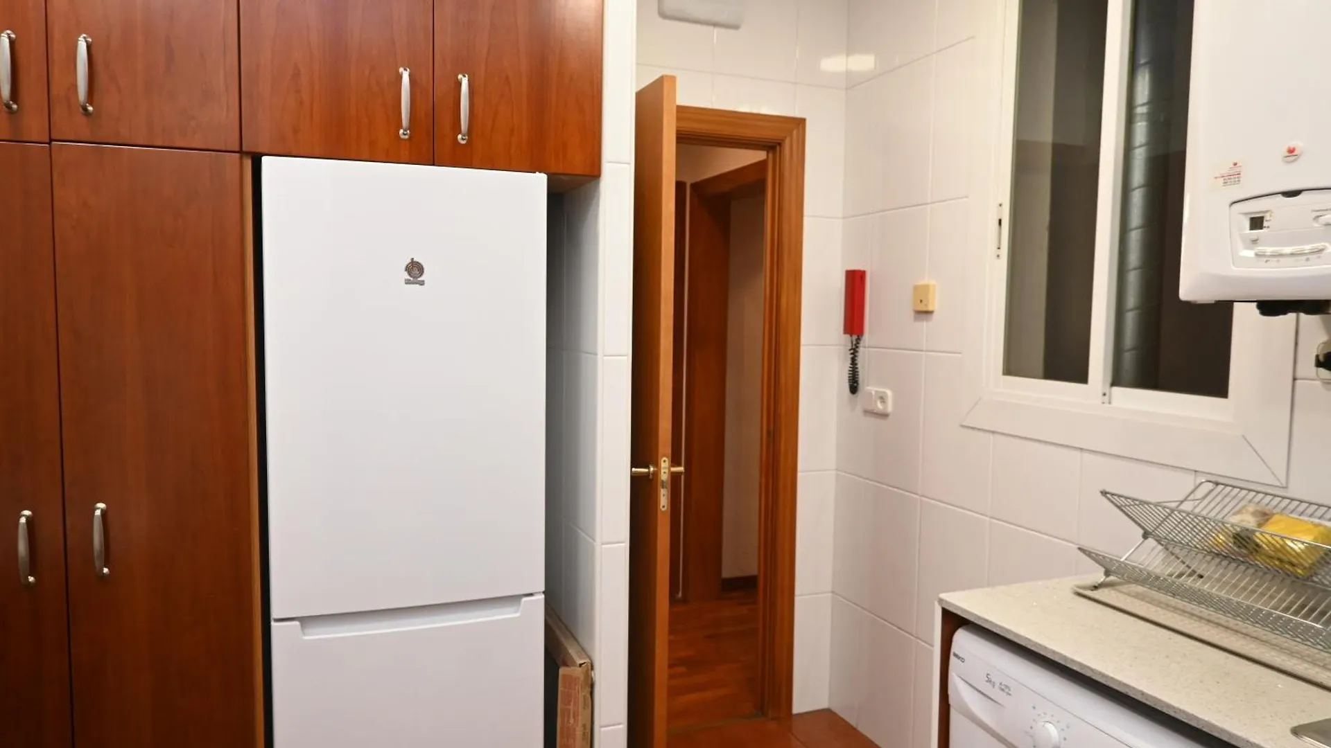 Homenfun Barcelona Las Ramblas Apartment